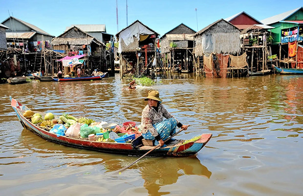 Kampong-Phluk-Floating-Village-Tour-by-Boat-3